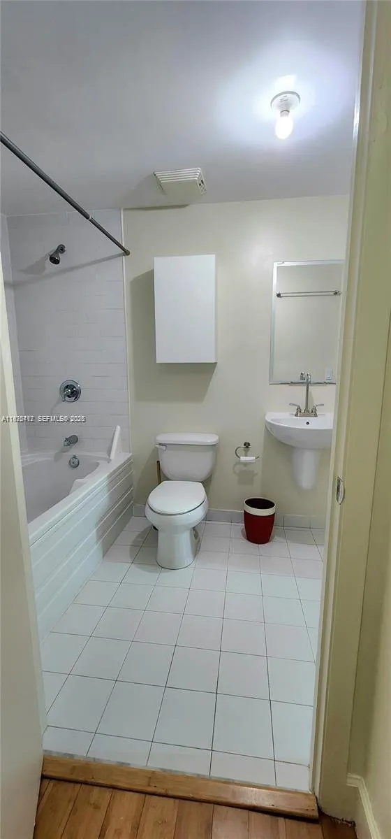 690 Sw 1st Ct 1121, Miami, Florida 33130, Miami, Florida 33130, 1 Bedroom Bedrooms, ,1 BathroomBathrooms,Residential Lease,For Rent,690 Sw 1st Ct 1121, Miami, Florida 33130,A11975412