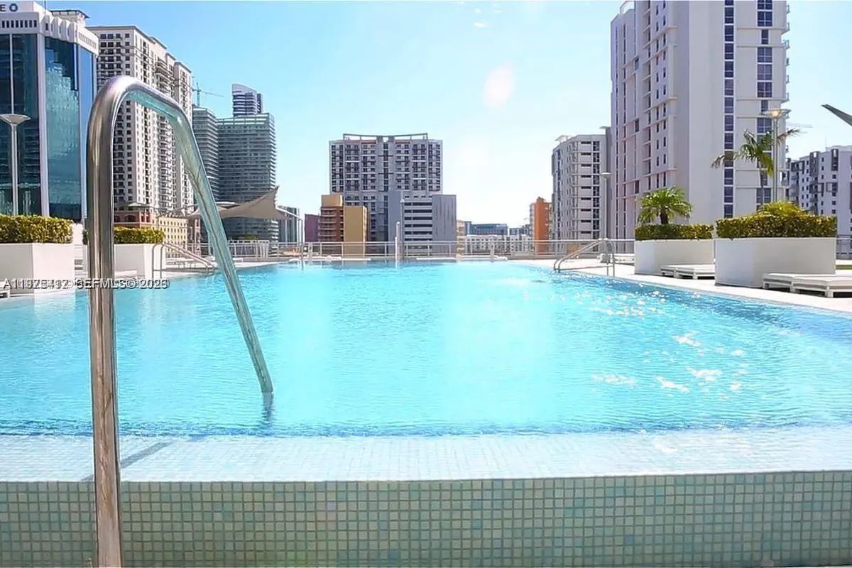 690 Sw 1st Ct 1121, Miami, Florida 33130, Miami, Florida 33130, 1 Bedroom Bedrooms, ,1 BathroomBathrooms,Residential Lease,For Rent,690 Sw 1st Ct 1121, Miami, Florida 33130,A11975412