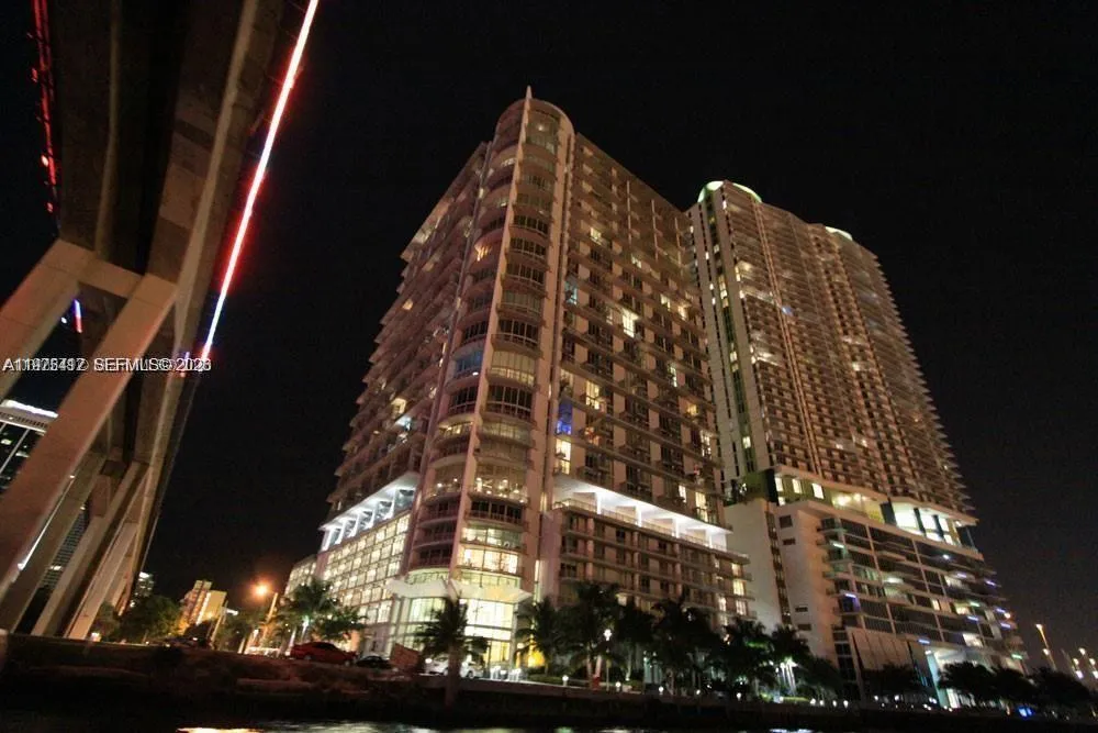 690 Sw 1st Ct 1121, Miami, Florida 33130, Miami, Florida 33130, 1 Bedroom Bedrooms, ,1 BathroomBathrooms,Residential Lease,For Rent,690 Sw 1st Ct 1121, Miami, Florida 33130,A11975412