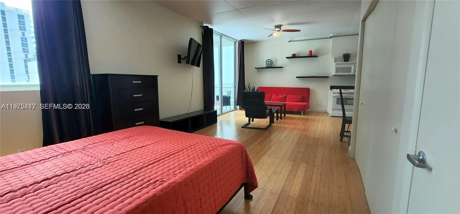 690 Sw 1st Ct 1121, Miami, Florida 33130, Miami, Florida 33130, 1 Bedroom Bedrooms, ,1 BathroomBathrooms,Residential Lease,For Rent,690 Sw 1st Ct 1121, Miami, Florida 33130,A11975412