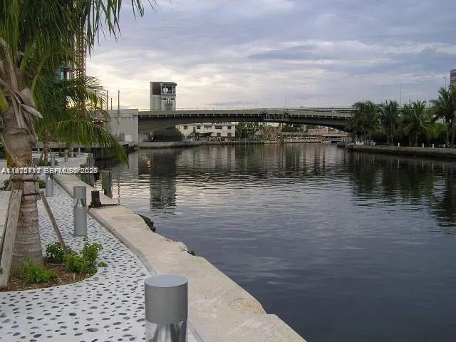 690 Sw 1st Ct 1121, Miami, Florida 33130, Miami, Florida 33130, 1 Bedroom Bedrooms, ,1 BathroomBathrooms,Residential Lease,For Rent,690 Sw 1st Ct 1121, Miami, Florida 33130,A11975412