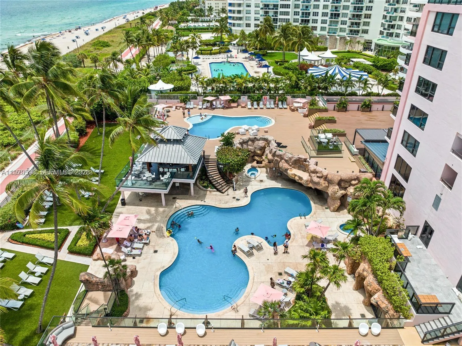 5225 Collins Ave 1214, Miami Beach, Florida 33140, Miami Beach, Florida 33140, 2 Bedrooms Bedrooms, ,2 BathroomsBathrooms,Residential,For Sale,5225 Collins Ave 1214, Miami Beach, Florida 33140,A11979598