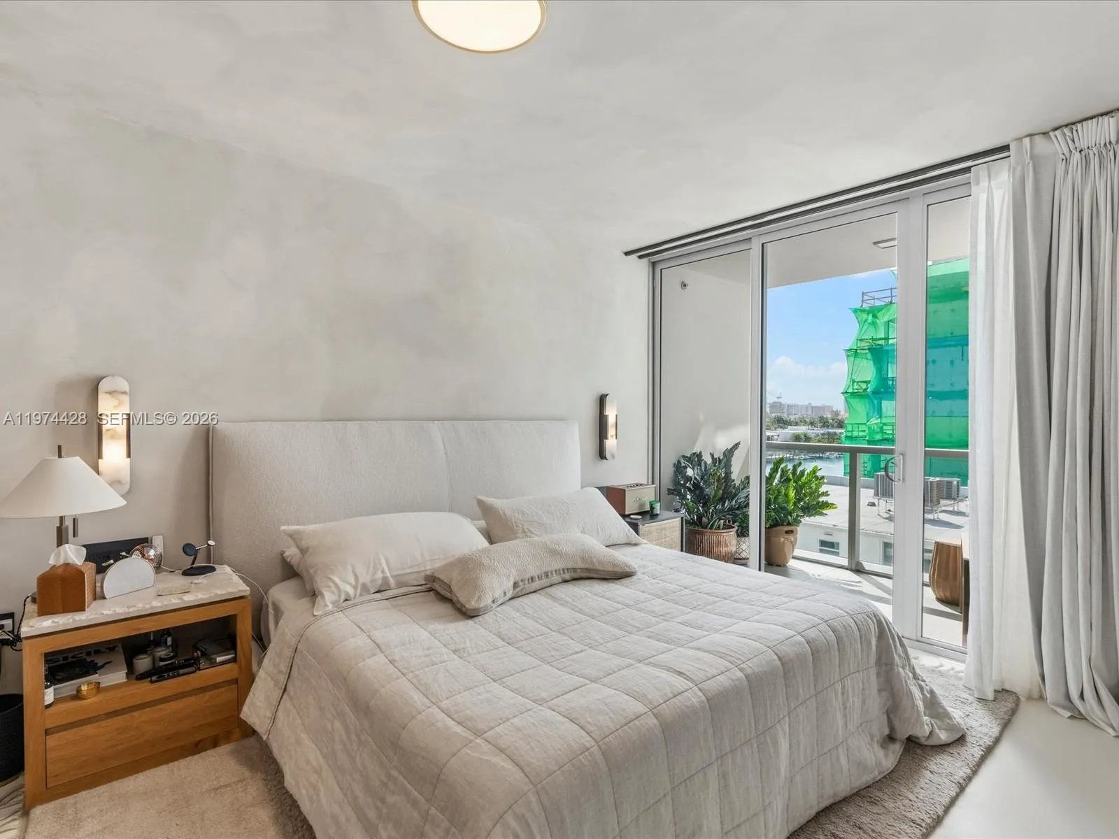 9521 E Bay Harbor Dr 705, Bay Harbor Islands, Flor, Bay Harbor Islands, Florida 33154, 1 Bedroom Bedrooms, ,2 BathroomsBathrooms,Residential Lease,For Rent,9521 E Bay Harbor Dr 705, Bay Harbor Islands, Flor,A11974428