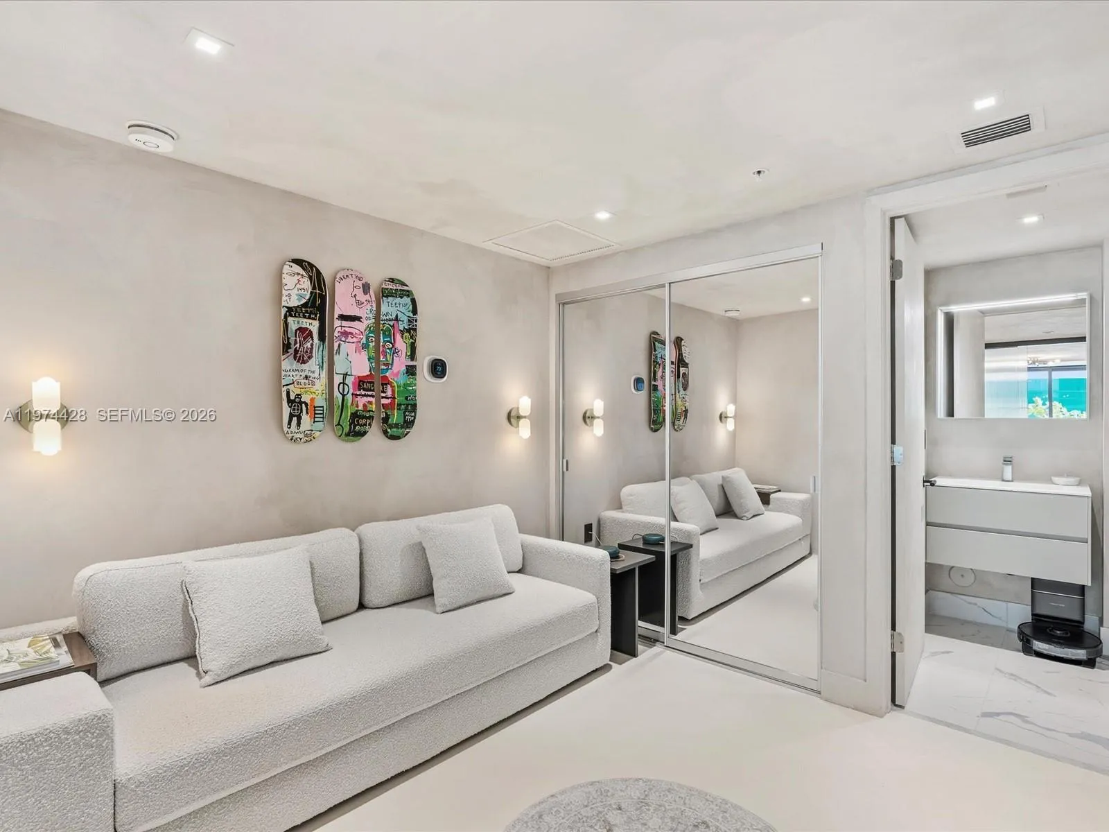 9521 E Bay Harbor Dr 705, Bay Harbor Islands, Flor, Bay Harbor Islands, Florida 33154, 1 Bedroom Bedrooms, ,2 BathroomsBathrooms,Residential Lease,For Rent,9521 E Bay Harbor Dr 705, Bay Harbor Islands, Flor,A11974428