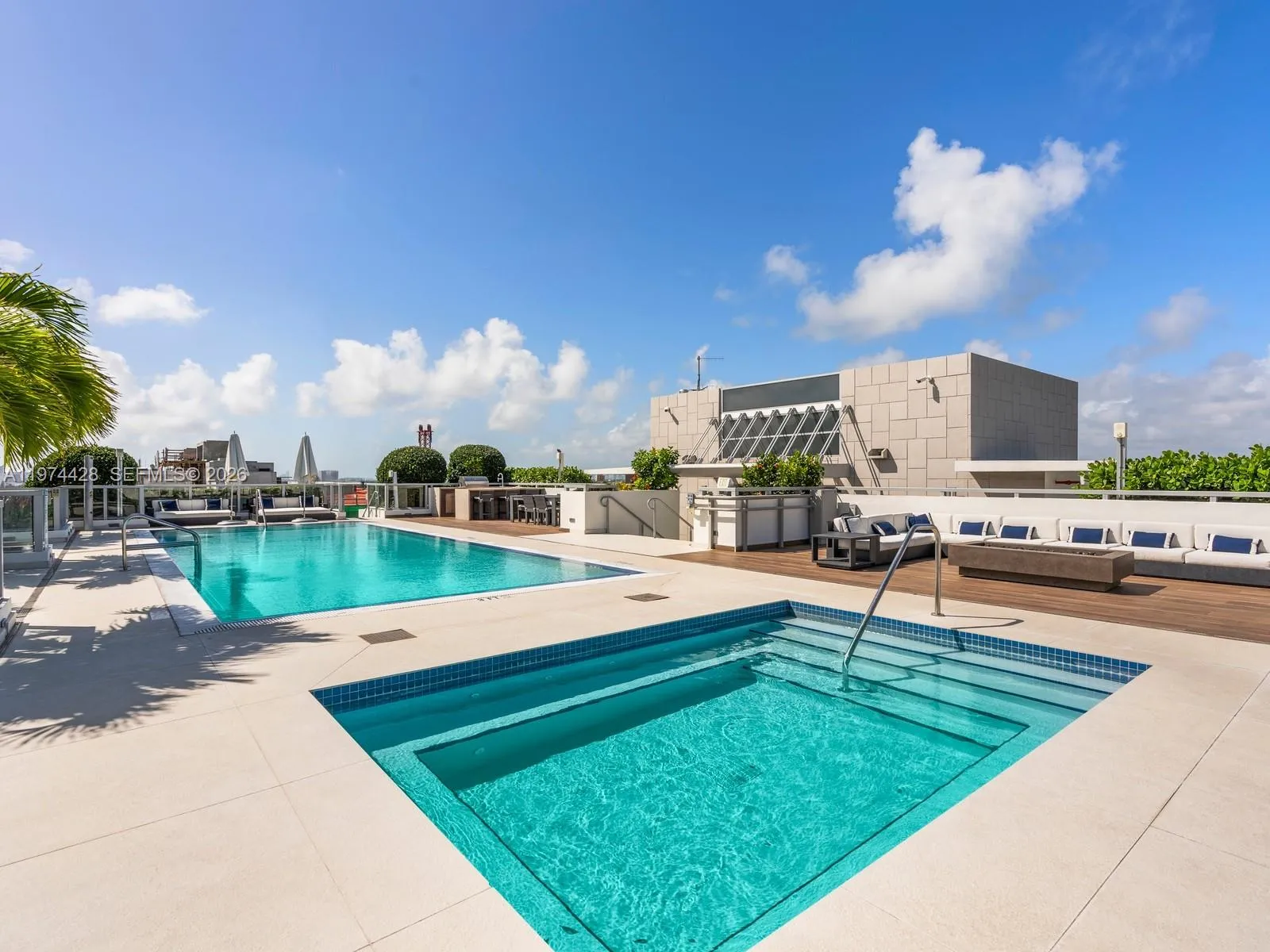 9521 E Bay Harbor Dr 705, Bay Harbor Islands, Flor, Bay Harbor Islands, Florida 33154, 1 Bedroom Bedrooms, ,2 BathroomsBathrooms,Residential Lease,For Rent,9521 E Bay Harbor Dr 705, Bay Harbor Islands, Flor,A11974428