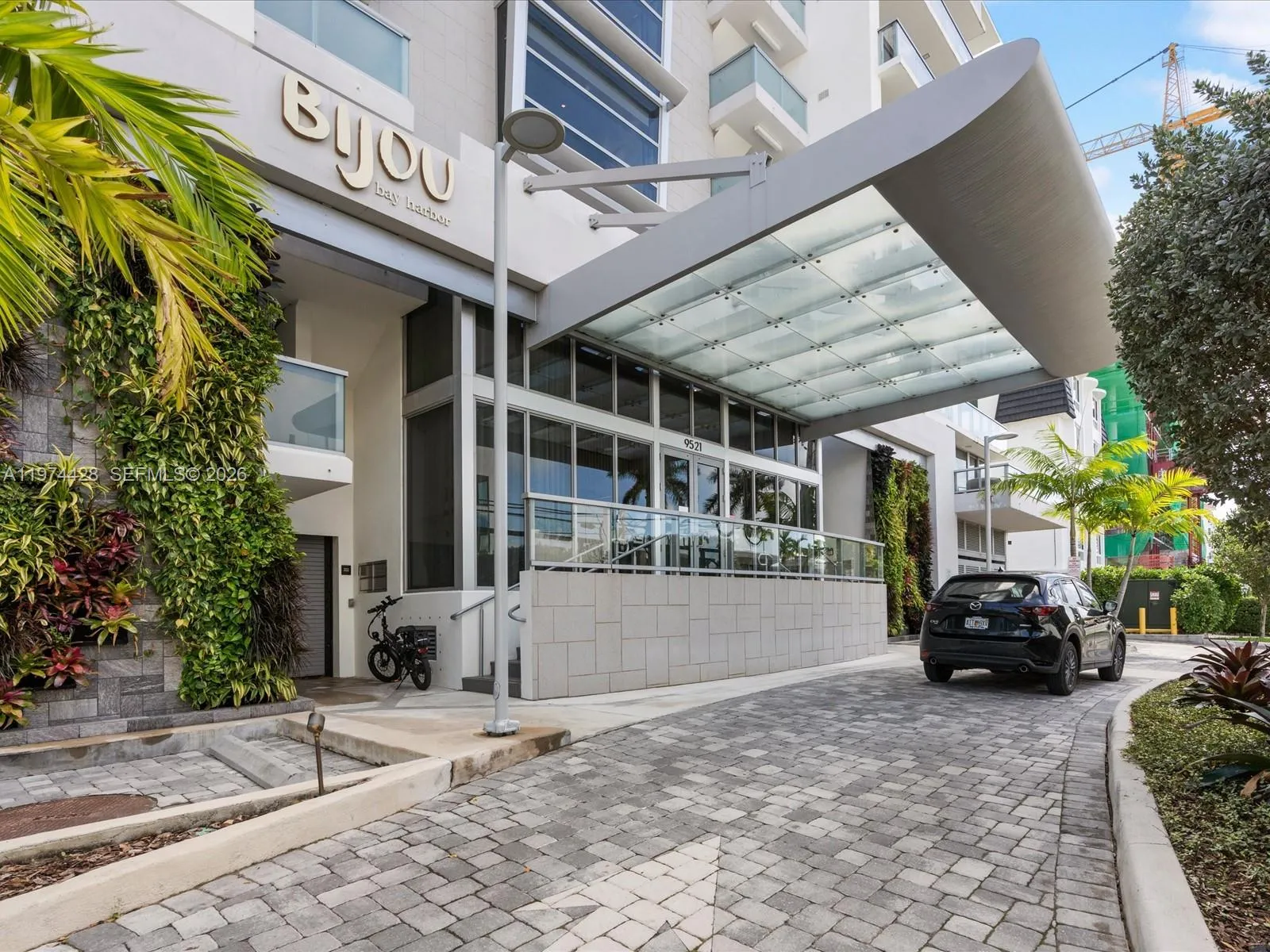 9521 E Bay Harbor Dr 705, Bay Harbor Islands, Flor, Bay Harbor Islands, Florida 33154, 1 Bedroom Bedrooms, ,2 BathroomsBathrooms,Residential Lease,For Rent,9521 E Bay Harbor Dr 705, Bay Harbor Islands, Flor,A11974428