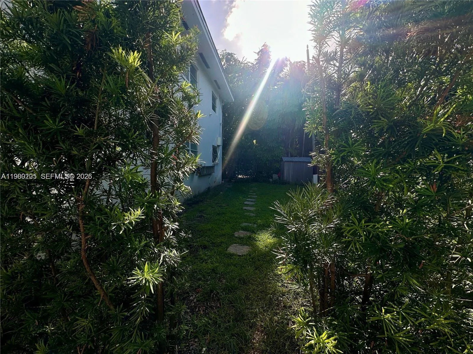 1135 101st St 3, Bay Harbor Islands, Florida 33154, Bay Harbor Islands, Florida 33154, 2 Bedrooms Bedrooms, ,2 BathroomsBathrooms,Residential Lease,For Rent,1135 101st St 3, Bay Harbor Islands, Florida 33154,A11980205