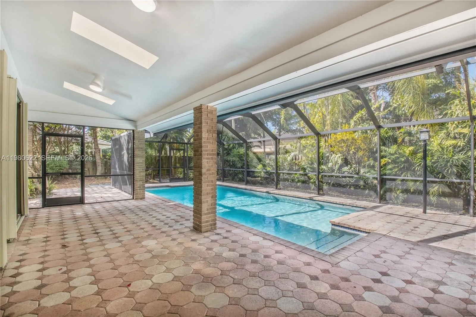 11028 Sw 77th Ct Cir, Pinecrest, Florida 33156, Pinecrest, Florida 33156, 4 Bedrooms Bedrooms, ,2 BathroomsBathrooms,Residential Lease,For Rent,11028 Sw 77th Ct Cir, Pinecrest, Florida 33156,A11980622