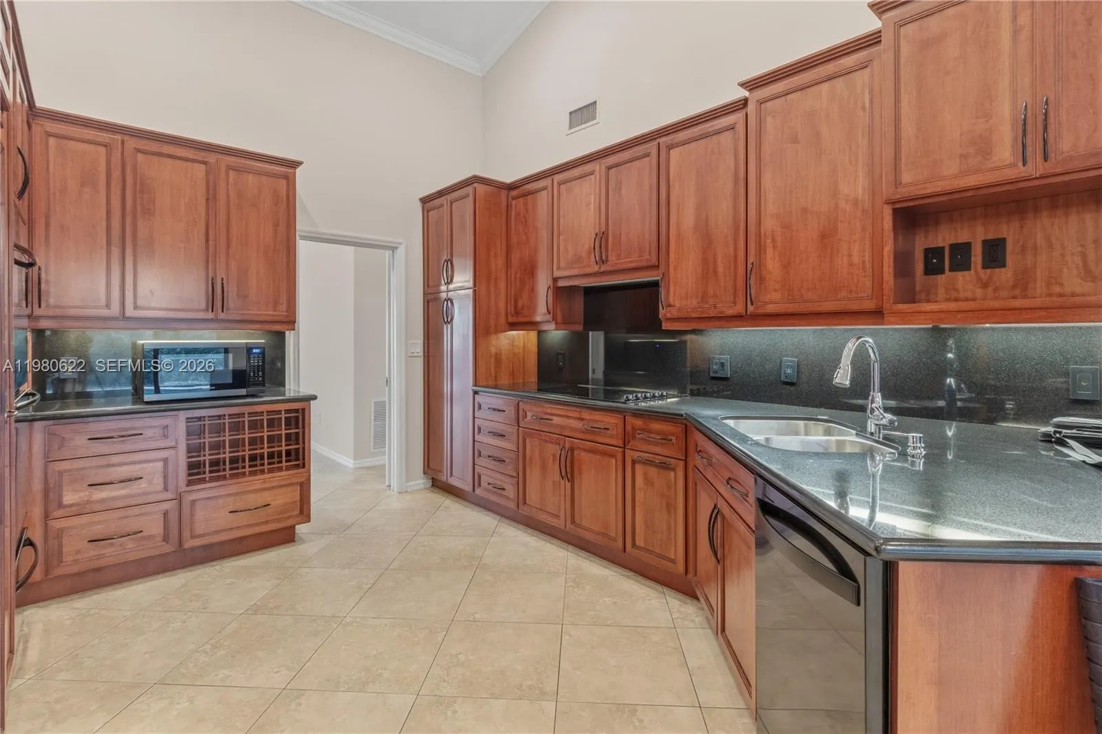 11028 Sw 77th Ct Cir, Pinecrest, Florida 33156, Pinecrest, Florida 33156, 4 Bedrooms Bedrooms, ,2 BathroomsBathrooms,Residential Lease,For Rent,11028 Sw 77th Ct Cir, Pinecrest, Florida 33156,A11980622