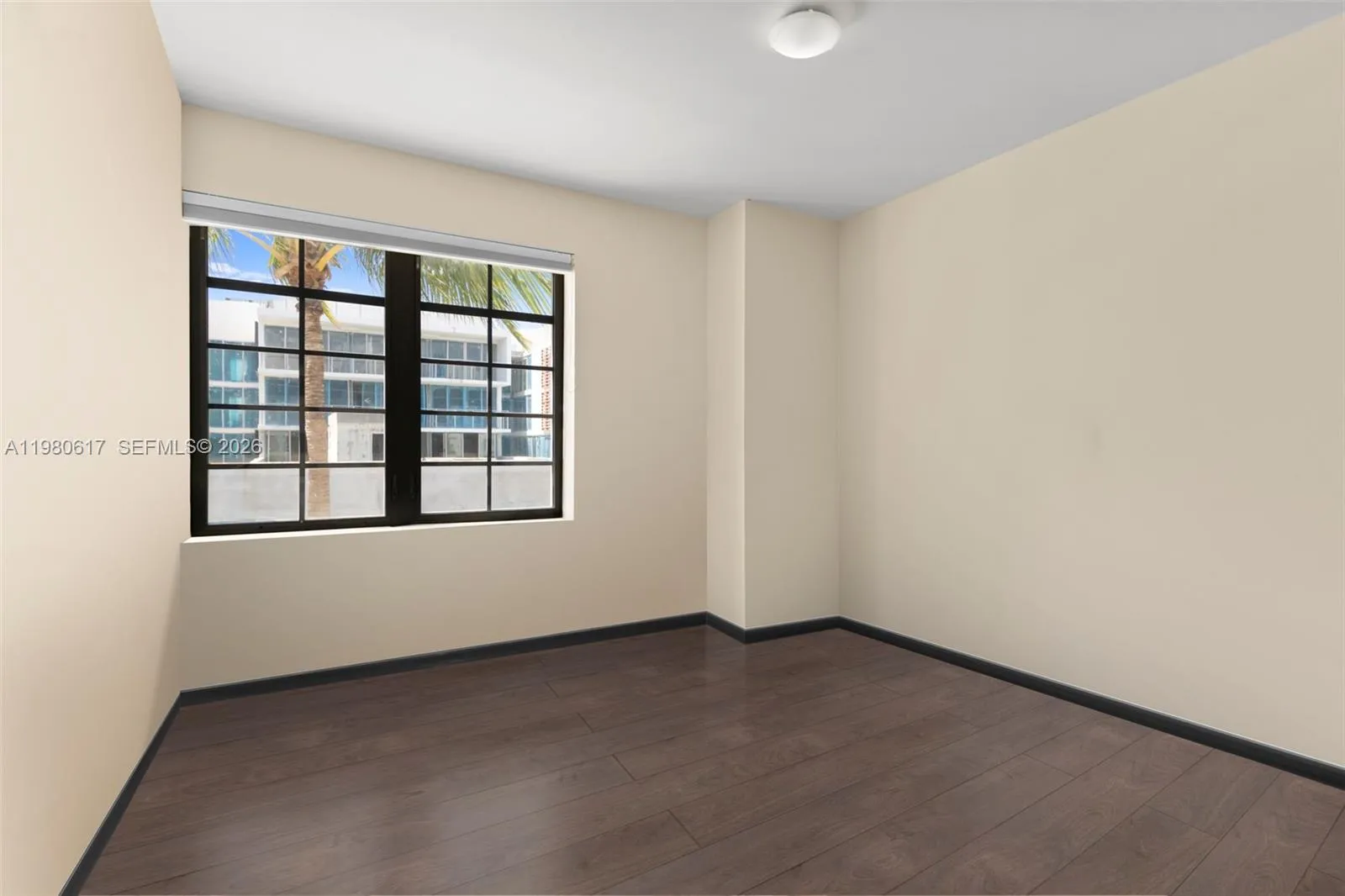 435 21st St 301, Miami Beach, Florida 33139, Miami Beach, Florida 33139, 2 Bedrooms Bedrooms, ,2 BathroomsBathrooms,Residential Lease,For Rent,435 21st St 301, Miami Beach, Florida 33139,A11980617