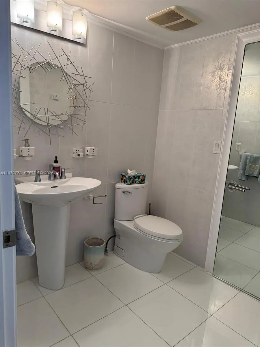 16699 Collins Ave 2710, Sunny Isles Beach, Florida, Sunny Isles Beach, Florida 33160, 1 Bedroom Bedrooms, ,1 BathroomBathrooms,Residential,For Sale,16699 Collins Ave 2710, Sunny Isles Beach, Florida,A11979778