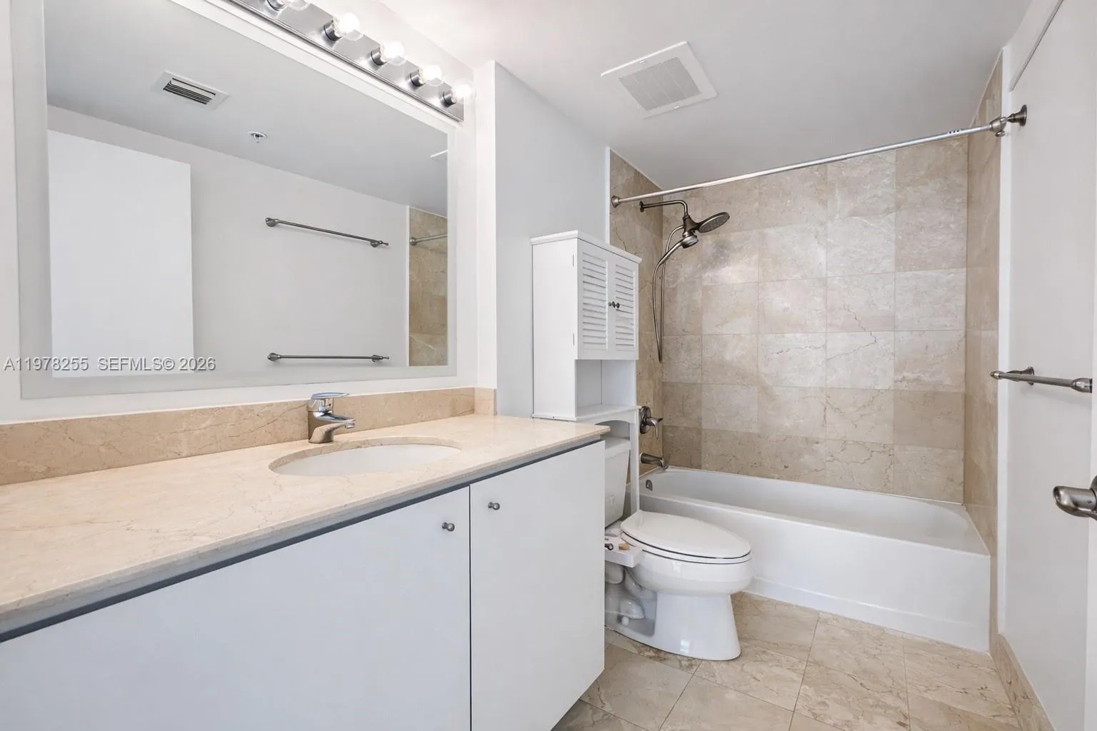 9066 Sw 73rd Ct 1710, Miami, Florida 33156, Miami, Florida 33156, 2 Bedrooms Bedrooms, ,2 BathroomsBathrooms,Residential Lease,For Rent,9066 Sw 73rd Ct 1710, Miami, Florida 33156,A11978255