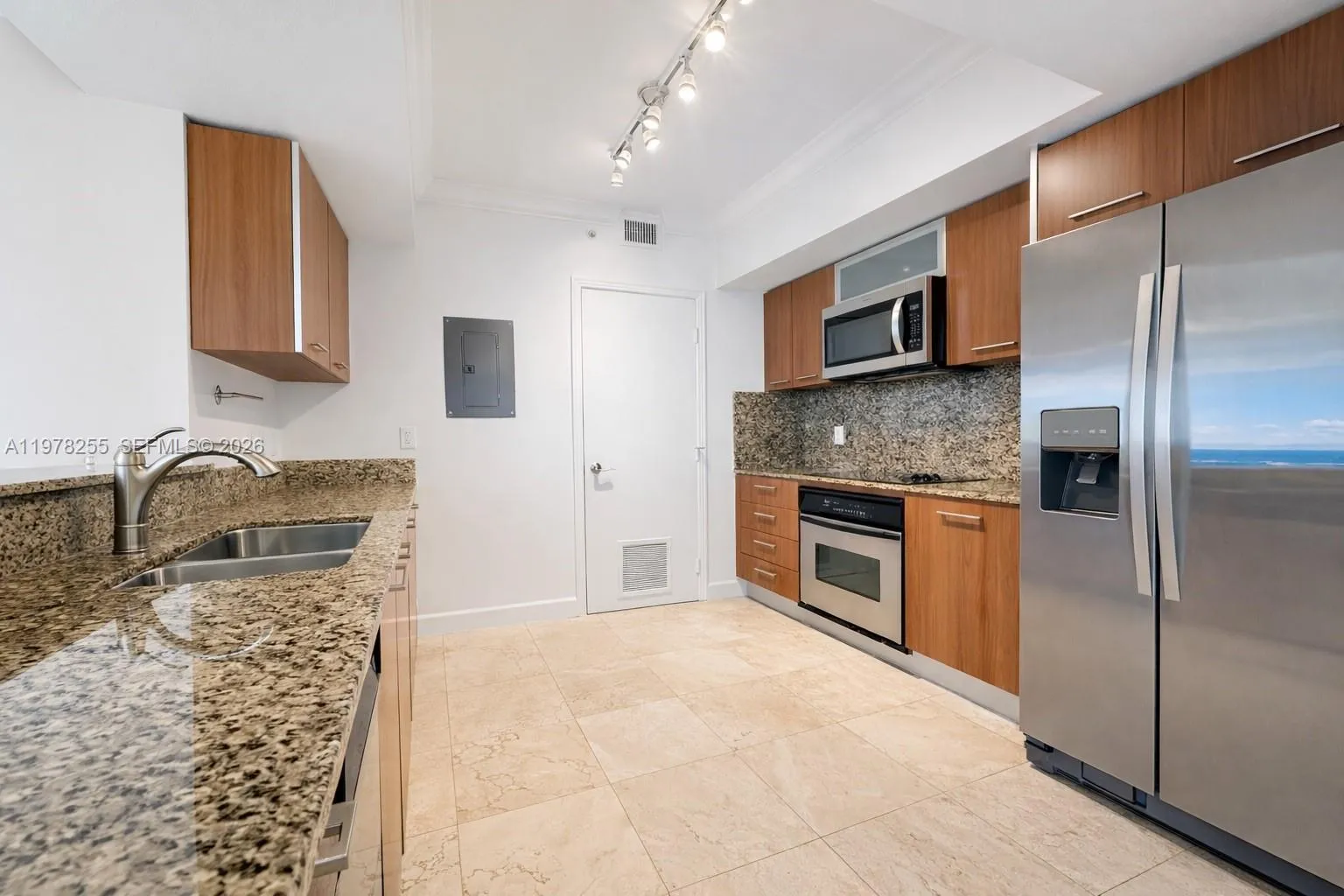 9066 Sw 73rd Ct 1710, Miami, Florida 33156, Miami, Florida 33156, 2 Bedrooms Bedrooms, ,2 BathroomsBathrooms,Residential Lease,For Rent,9066 Sw 73rd Ct 1710, Miami, Florida 33156,A11978255