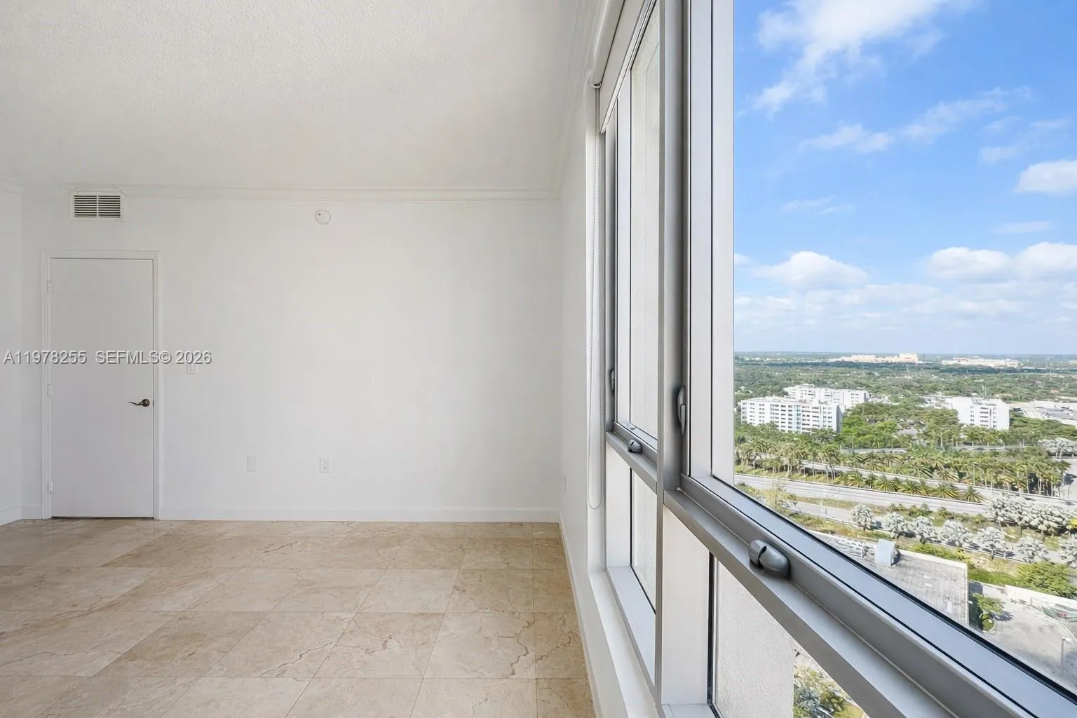 9066 Sw 73rd Ct 1710, Miami, Florida 33156, Miami, Florida 33156, 2 Bedrooms Bedrooms, ,2 BathroomsBathrooms,Residential Lease,For Rent,9066 Sw 73rd Ct 1710, Miami, Florida 33156,A11978255