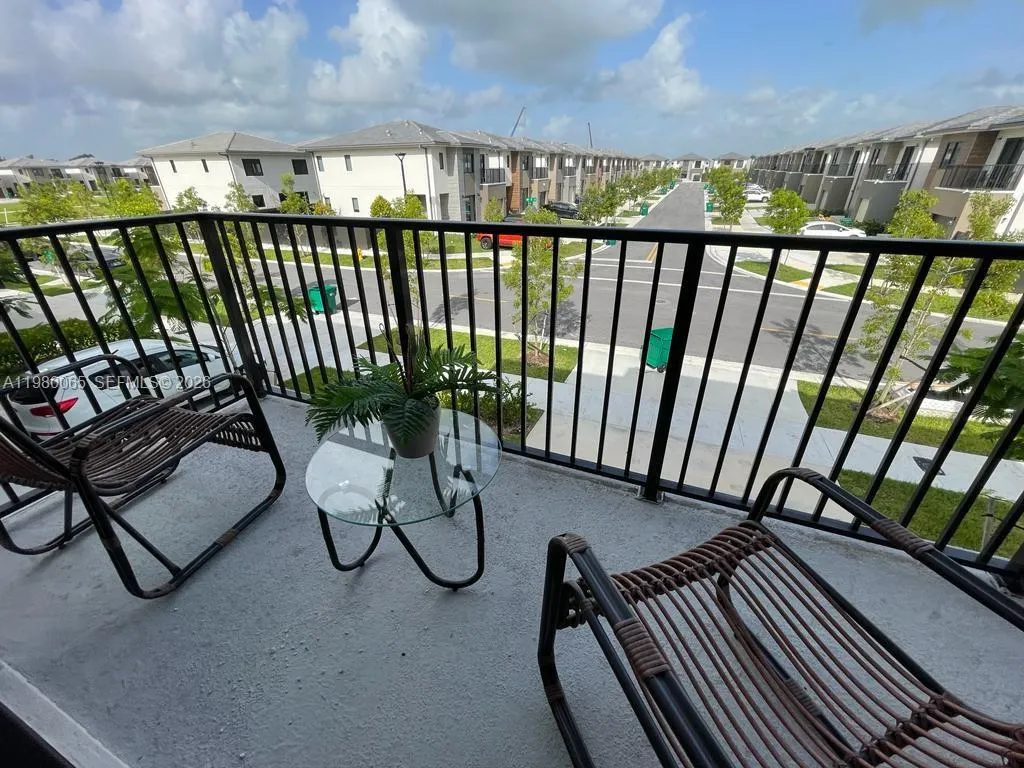 302 Nw 11th Ct 302, Florida City, Florida 33034, Florida City, Florida 33034, 5 Bedrooms Bedrooms, ,4 BathroomsBathrooms,Residential Lease,For Rent,302 Nw 11th Ct 302, Florida City, Florida 33034,A11980065