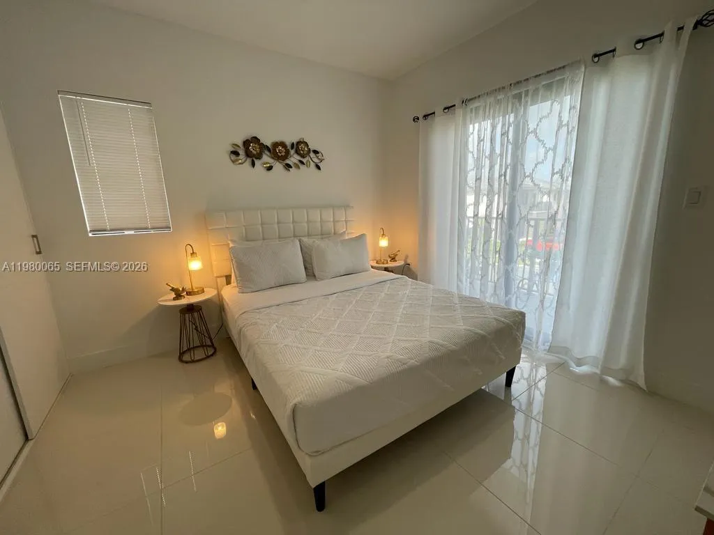 302 Nw 11th Ct 302, Florida City, Florida 33034, Florida City, Florida 33034, 5 Bedrooms Bedrooms, ,4 BathroomsBathrooms,Residential Lease,For Rent,302 Nw 11th Ct 302, Florida City, Florida 33034,A11980065