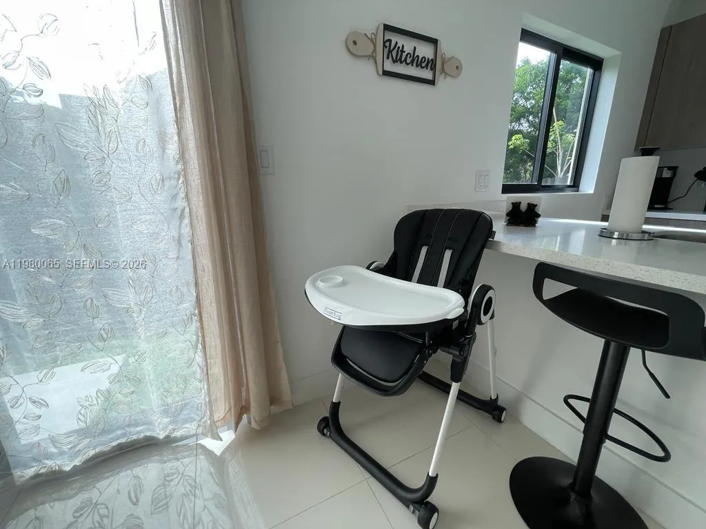 302 Nw 11th Ct 302, Florida City, Florida 33034, Florida City, Florida 33034, 5 Bedrooms Bedrooms, ,4 BathroomsBathrooms,Residential Lease,For Rent,302 Nw 11th Ct 302, Florida City, Florida 33034,A11980065