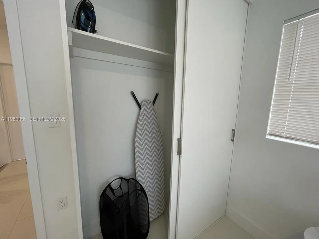 302 Nw 11th Ct 302, Florida City, Florida 33034, Florida City, Florida 33034, 5 Bedrooms Bedrooms, ,4 BathroomsBathrooms,Residential Lease,For Rent,302 Nw 11th Ct 302, Florida City, Florida 33034,A11980065