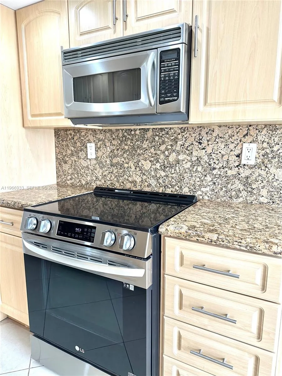 210 174th St 2411, Sunny Isles Beach, Florida 3316, Sunny Isles Beach, Florida 33160, 2 Bedrooms Bedrooms, ,2 BathroomsBathrooms,Residential,For Sale,210 174th St 2411, Sunny Isles Beach, Florida 3316,A11966933