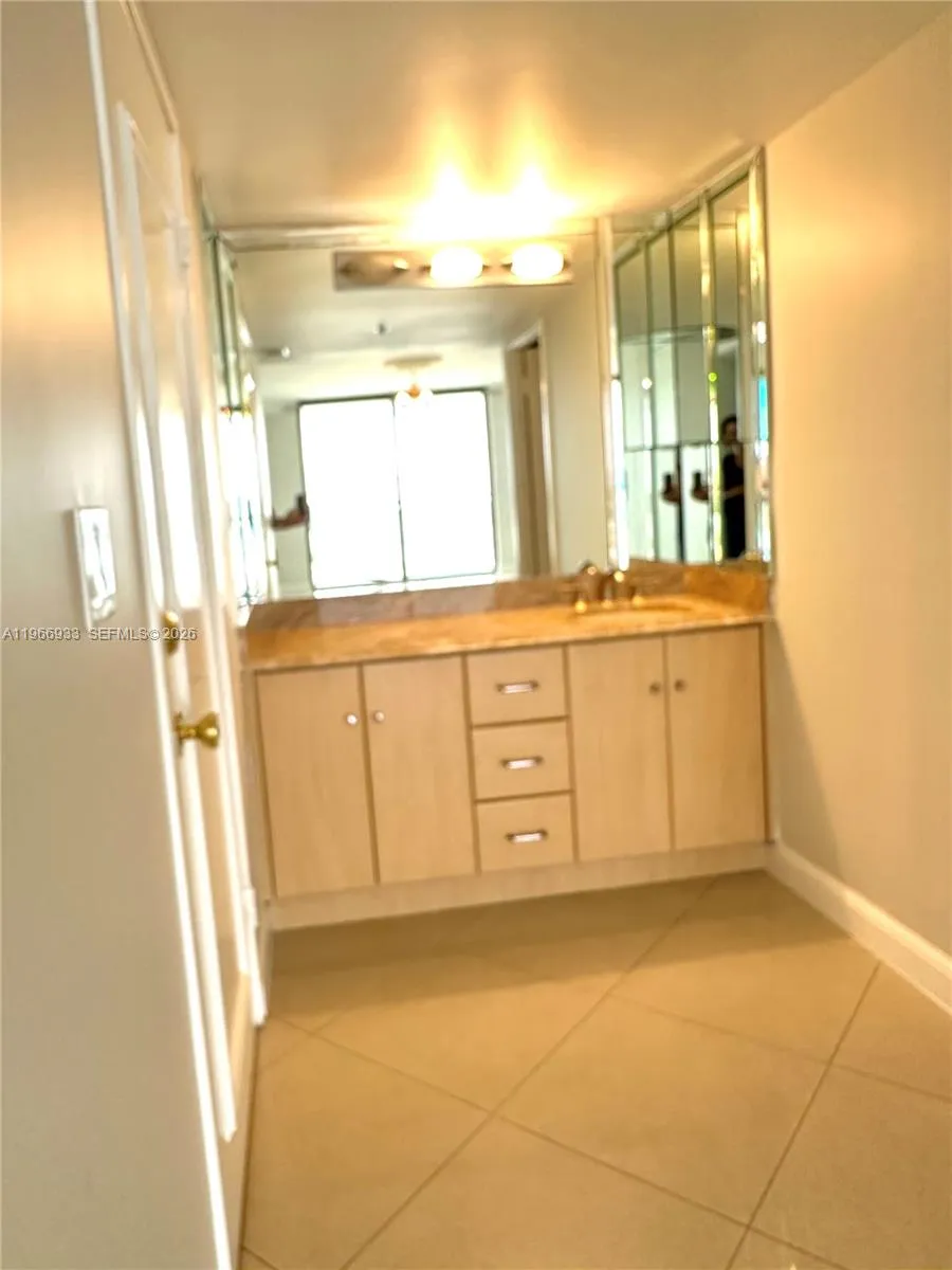 210 174th St 2411, Sunny Isles Beach, Florida 3316, Sunny Isles Beach, Florida 33160, 2 Bedrooms Bedrooms, ,2 BathroomsBathrooms,Residential,For Sale,210 174th St 2411, Sunny Isles Beach, Florida 3316,A11966933