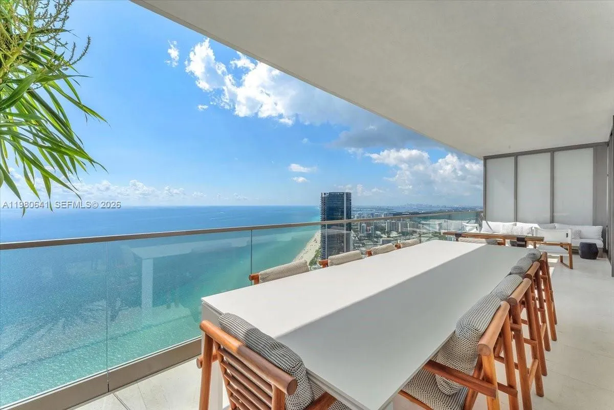 18975 Collins Ave 5302+cabana 6, Sunny Isles Beach, Sunny Isles Beach, Florida 33160, 4 Bedrooms Bedrooms, ,4 BathroomsBathrooms,Residential Lease,For Rent,18975 Collins Ave 5302+cabana 6, Sunny Isles Beach,A11980641