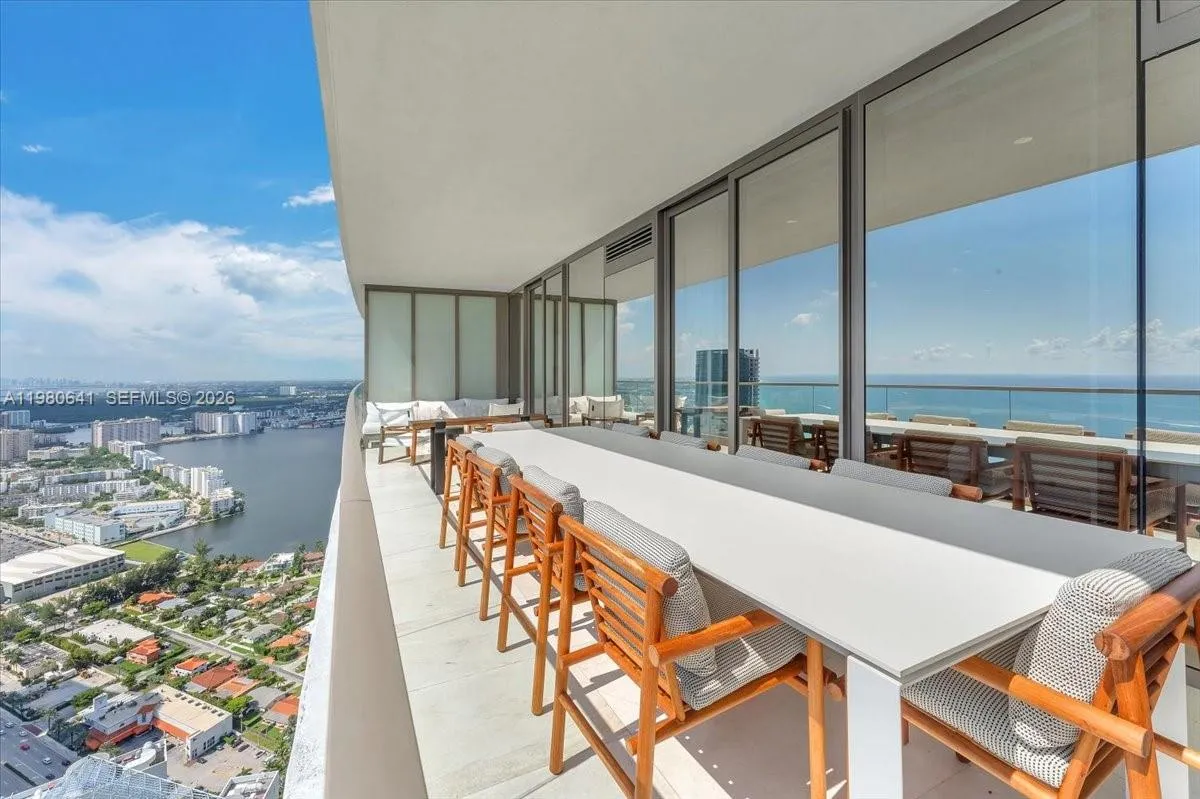 18975 Collins Ave 5302+cabana 6, Sunny Isles Beach, Sunny Isles Beach, Florida 33160, 4 Bedrooms Bedrooms, ,4 BathroomsBathrooms,Residential Lease,For Rent,18975 Collins Ave 5302+cabana 6, Sunny Isles Beach,A11980641