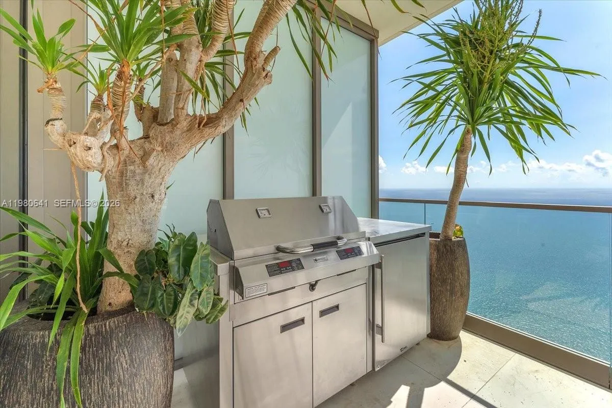 18975 Collins Ave 5302+cabana 6, Sunny Isles Beach, Sunny Isles Beach, Florida 33160, 4 Bedrooms Bedrooms, ,4 BathroomsBathrooms,Residential Lease,For Rent,18975 Collins Ave 5302+cabana 6, Sunny Isles Beach,A11980641