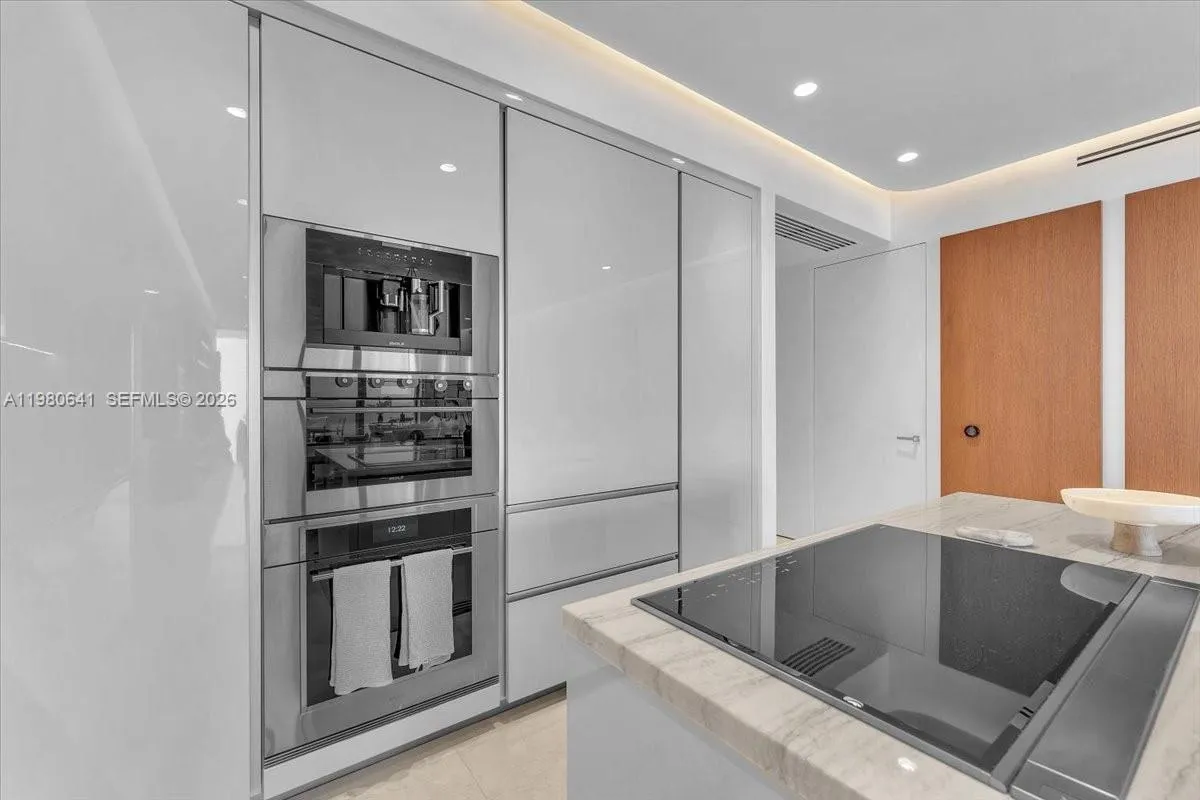 18975 Collins Ave 5302+cabana 6, Sunny Isles Beach, Sunny Isles Beach, Florida 33160, 4 Bedrooms Bedrooms, ,4 BathroomsBathrooms,Residential Lease,For Rent,18975 Collins Ave 5302+cabana 6, Sunny Isles Beach,A11980641