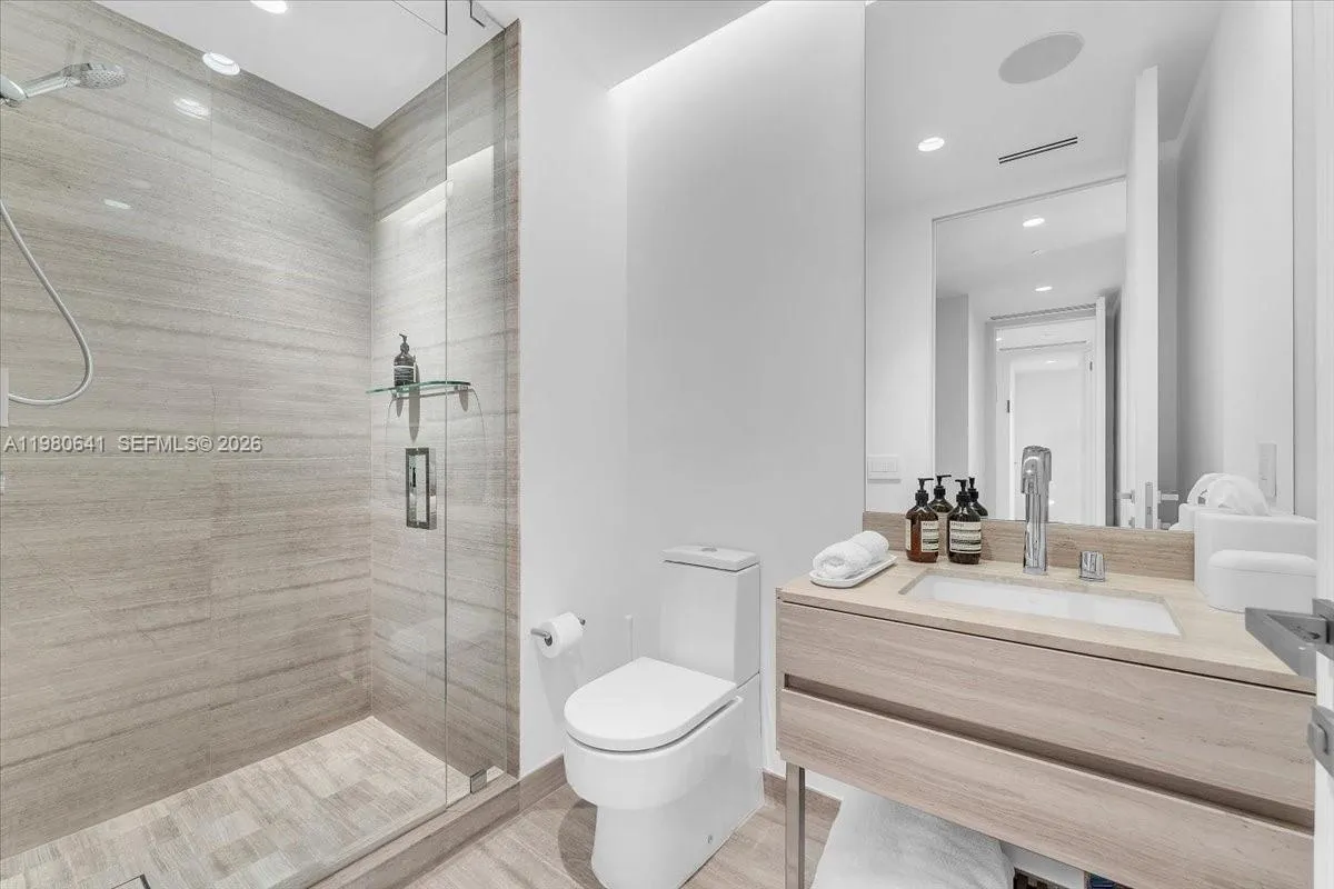 18975 Collins Ave 5302+cabana 6, Sunny Isles Beach, Sunny Isles Beach, Florida 33160, 4 Bedrooms Bedrooms, ,4 BathroomsBathrooms,Residential Lease,For Rent,18975 Collins Ave 5302+cabana 6, Sunny Isles Beach,A11980641