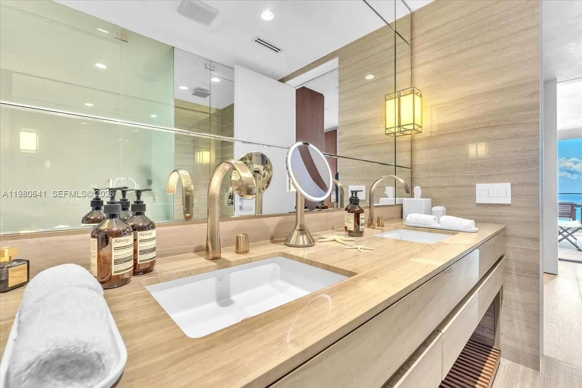 18975 Collins Ave 5302+cabana 6, Sunny Isles Beach, Sunny Isles Beach, Florida 33160, 4 Bedrooms Bedrooms, ,4 BathroomsBathrooms,Residential Lease,For Rent,18975 Collins Ave 5302+cabana 6, Sunny Isles Beach,A11980641