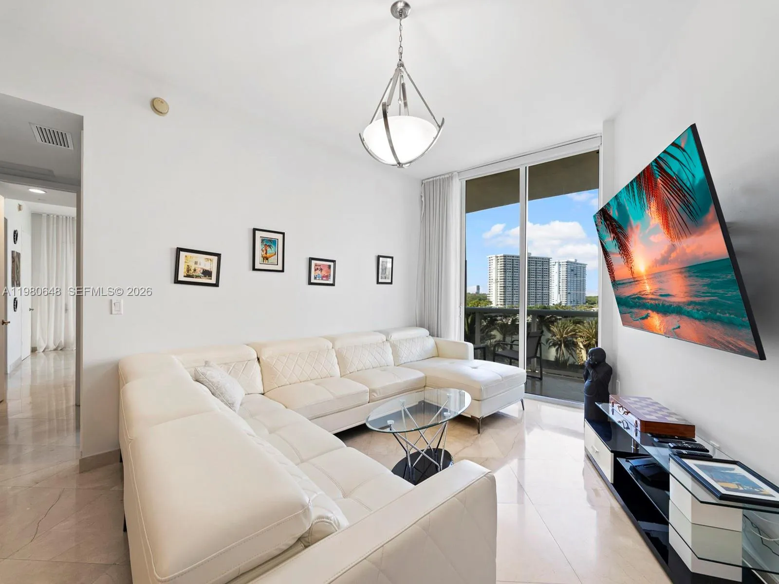 15901 Collins Ave 405, Sunny Isles Beach, Florida, Sunny Isles Beach, Florida 33160, 2 Bedrooms Bedrooms, ,2 BathroomsBathrooms,Residential Lease,For Rent,15901 Collins Ave 405, Sunny Isles Beach, Florida ,A11980648