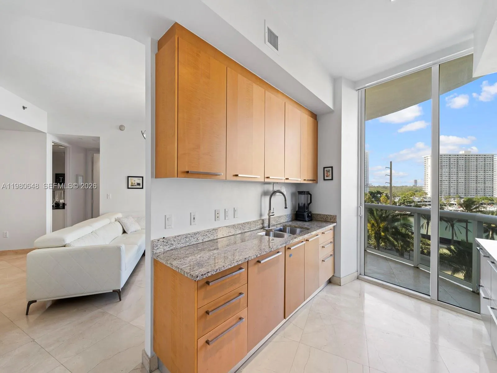 15901 Collins Ave 405, Sunny Isles Beach, Florida, Sunny Isles Beach, Florida 33160, 2 Bedrooms Bedrooms, ,2 BathroomsBathrooms,Residential Lease,For Rent,15901 Collins Ave 405, Sunny Isles Beach, Florida ,A11980648