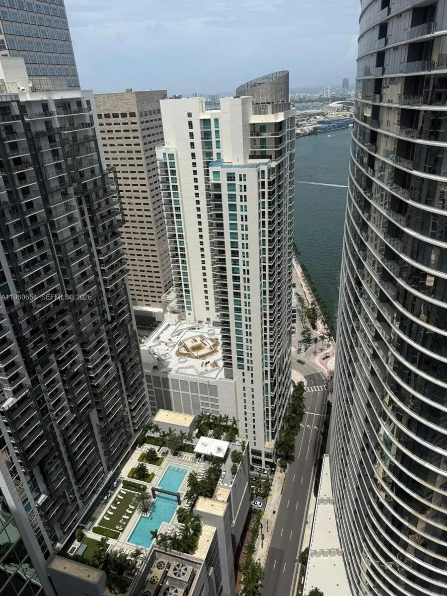 200 Biscayne Boulevard Way 4801, Miami, Florida 33, Miami, Florida 33131, 2 Bedrooms Bedrooms, ,2 BathroomsBathrooms,Residential,For Sale,200 Biscayne Boulevard Way 4801, Miami, Florida 33,A11980654