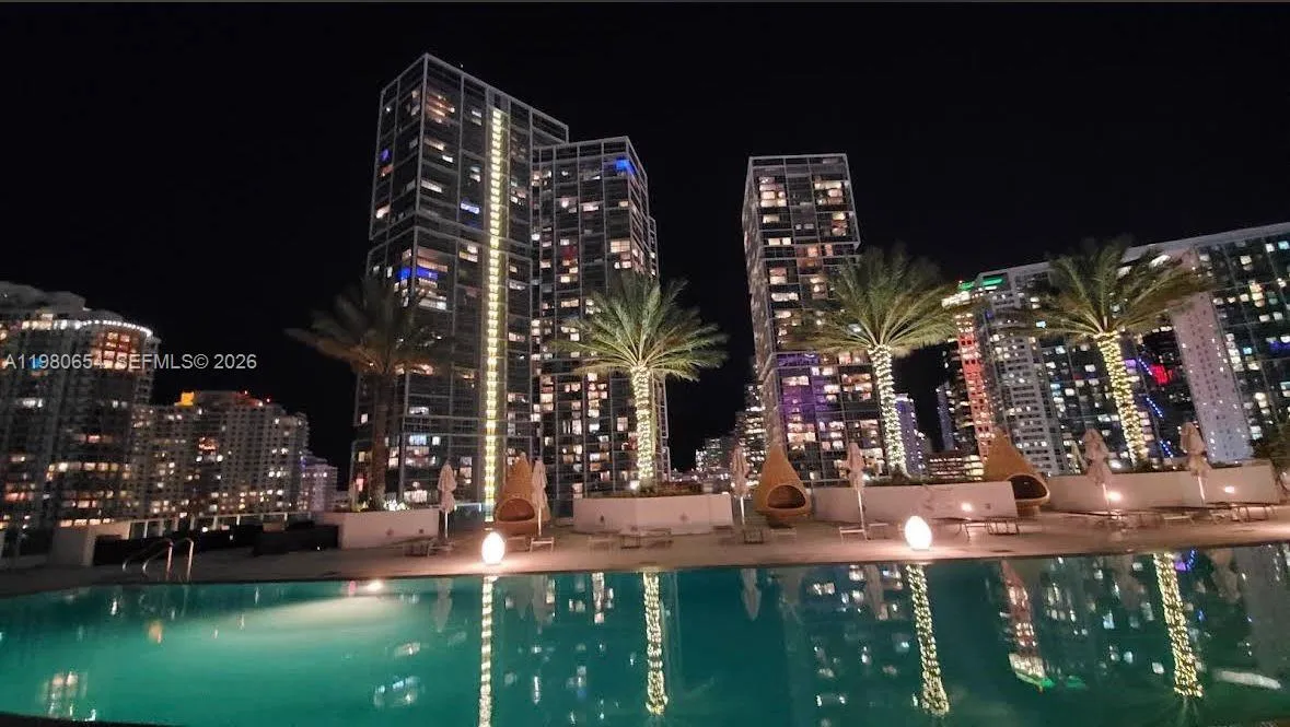 200 Biscayne Boulevard Way 4801, Miami, Florida 33, Miami, Florida 33131, 2 Bedrooms Bedrooms, ,2 BathroomsBathrooms,Residential,For Sale,200 Biscayne Boulevard Way 4801, Miami, Florida 33,A11980654