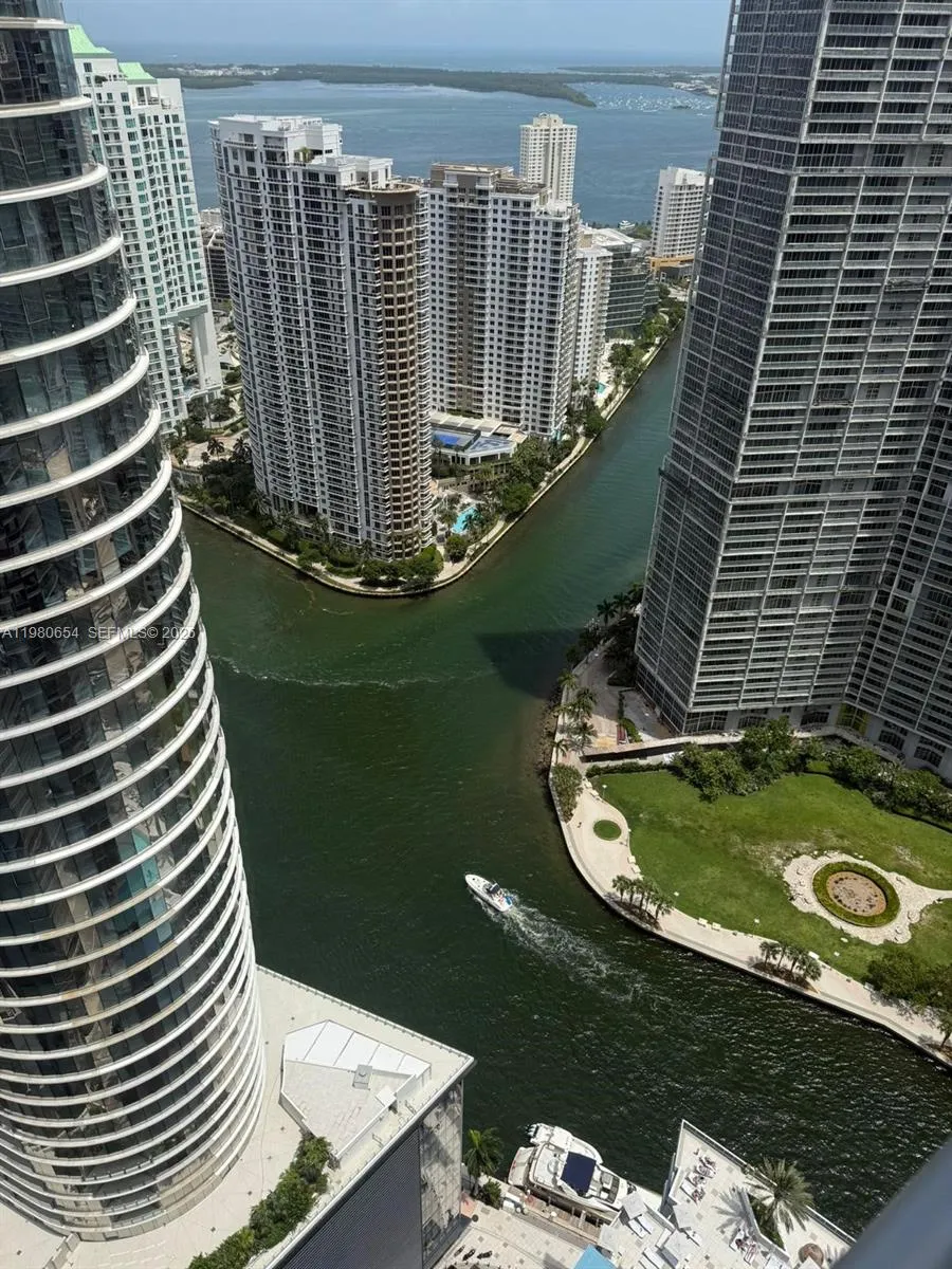 200 Biscayne Boulevard Way 4801, Miami, Florida 33, Miami, Florida 33131, 2 Bedrooms Bedrooms, ,2 BathroomsBathrooms,Residential,For Sale,200 Biscayne Boulevard Way 4801, Miami, Florida 33,A11980654