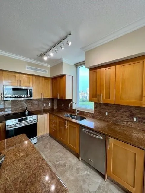 1755 E Hallandale Beach Blvd 1106e, Hallandale Bea, Hallandale Beach, Florida 33009, 2 Bedrooms Bedrooms, ,2 BathroomsBathrooms,Residential Lease,For Rent,1755 E Hallandale Beach Blvd 1106e, Hallandale Bea,A11980652