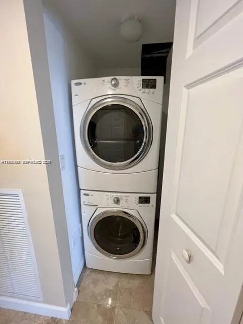 1755 E Hallandale Beach Blvd 1106e, Hallandale Bea, Hallandale Beach, Florida 33009, 2 Bedrooms Bedrooms, ,2 BathroomsBathrooms,Residential Lease,For Rent,1755 E Hallandale Beach Blvd 1106e, Hallandale Bea,A11980652
