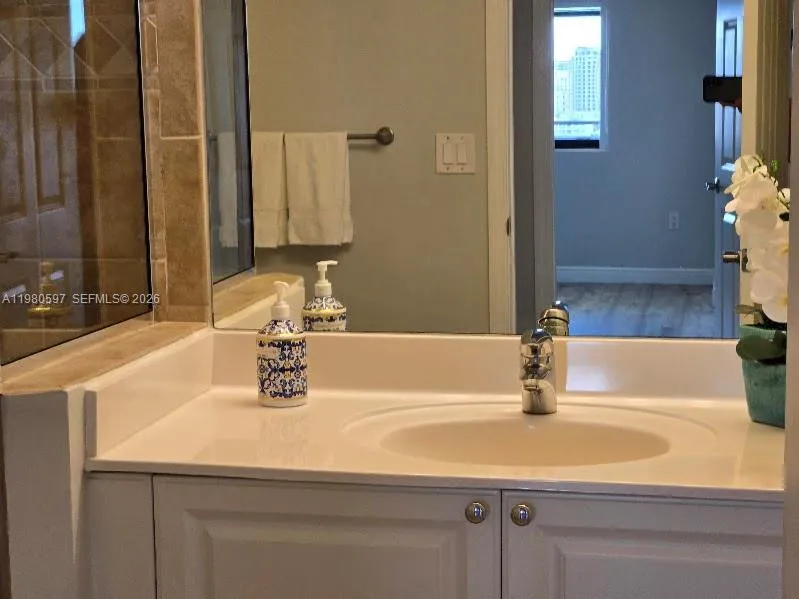 888 S Douglas Rd 1114, Coral Gables, Florida 33134, Coral Gables, Florida 33134, 2 Bedrooms Bedrooms, ,2 BathroomsBathrooms,Residential Lease,For Rent,888 S Douglas Rd 1114, Coral Gables, Florida 33134,A11980597