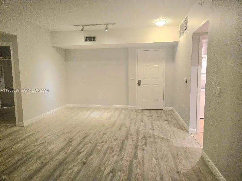 888 S Douglas Rd 1114, Coral Gables, Florida 33134, Coral Gables, Florida 33134, 2 Bedrooms Bedrooms, ,2 BathroomsBathrooms,Residential Lease,For Rent,888 S Douglas Rd 1114, Coral Gables, Florida 33134,A11980597