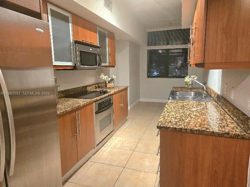 888 S Douglas Rd 1114, Coral Gables, Florida 33134, Coral Gables, Florida 33134, 2 Bedrooms Bedrooms, ,2 BathroomsBathrooms,Residential Lease,For Rent,888 S Douglas Rd 1114, Coral Gables, Florida 33134,A11980597