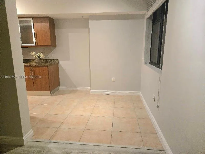 888 S Douglas Rd 1114, Coral Gables, Florida 33134, Coral Gables, Florida 33134, 2 Bedrooms Bedrooms, ,2 BathroomsBathrooms,Residential Lease,For Rent,888 S Douglas Rd 1114, Coral Gables, Florida 33134,A11980597