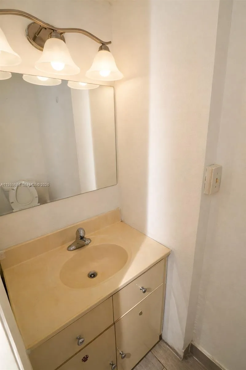 2203 Nw 55th Ter, Lauderhill, Florida 33313, Lauderhill, Florida 33313, 2 Bedrooms Bedrooms, ,2 BathroomsBathrooms,Residential Lease,For Rent,2203 Nw 55th Ter, Lauderhill, Florida 33313,A11980674
