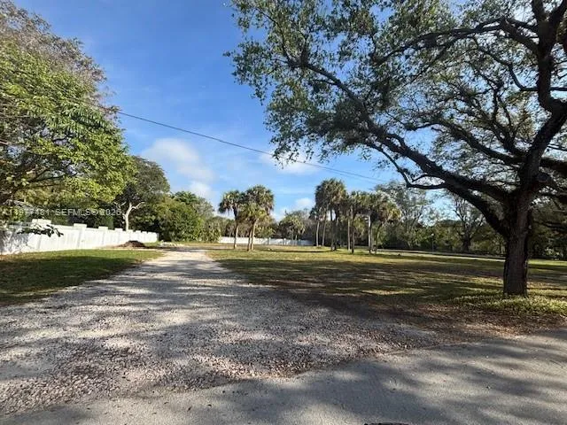 9506 Sw 57th Ave, Pinecrest, Florida 33156, Pinecrest, Florida 33156, ,Land,For Sale,9506 Sw 57th Ave, Pinecrest, Florida 33156,A11977481