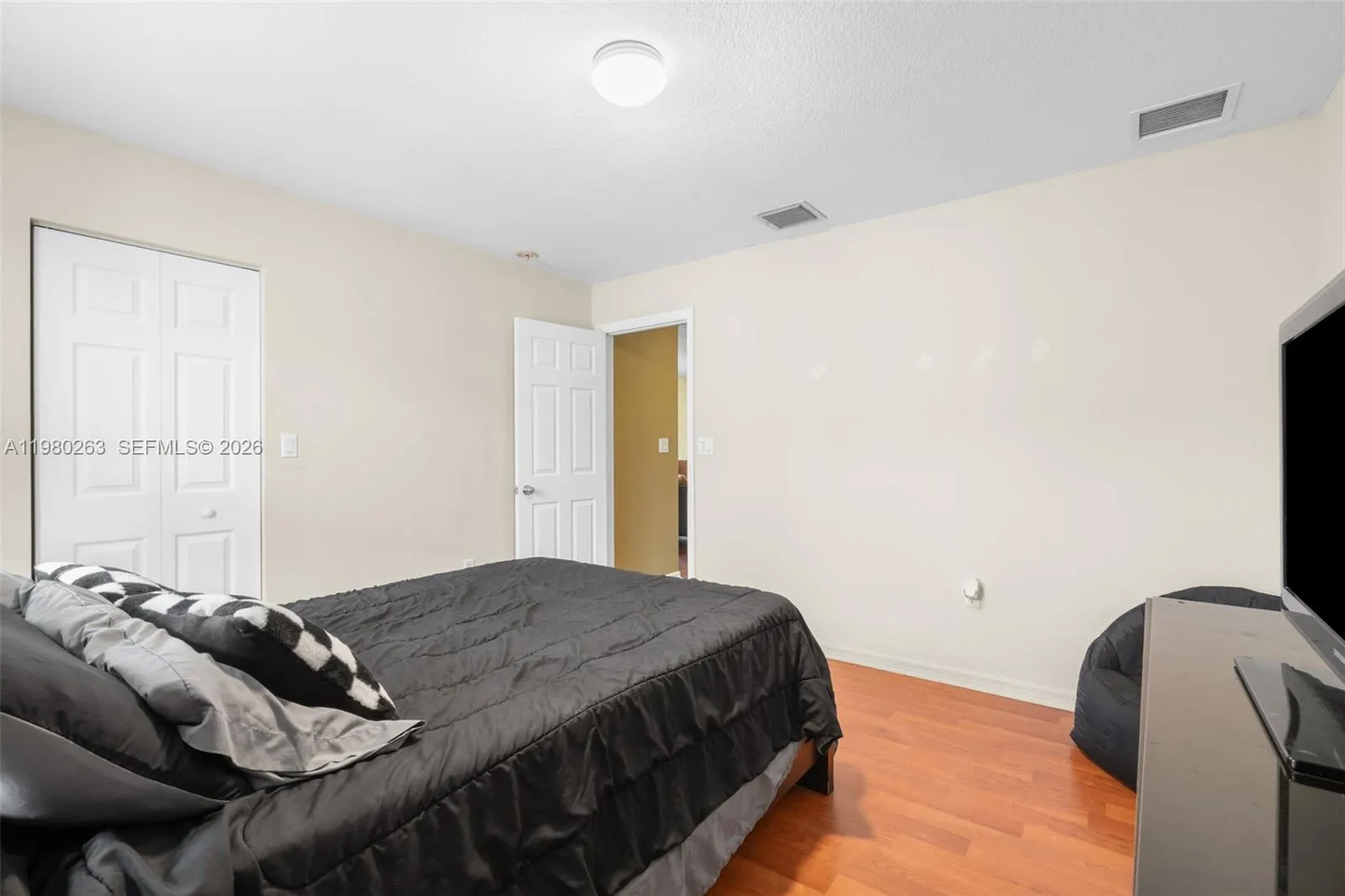 2 of 6 bedrooms