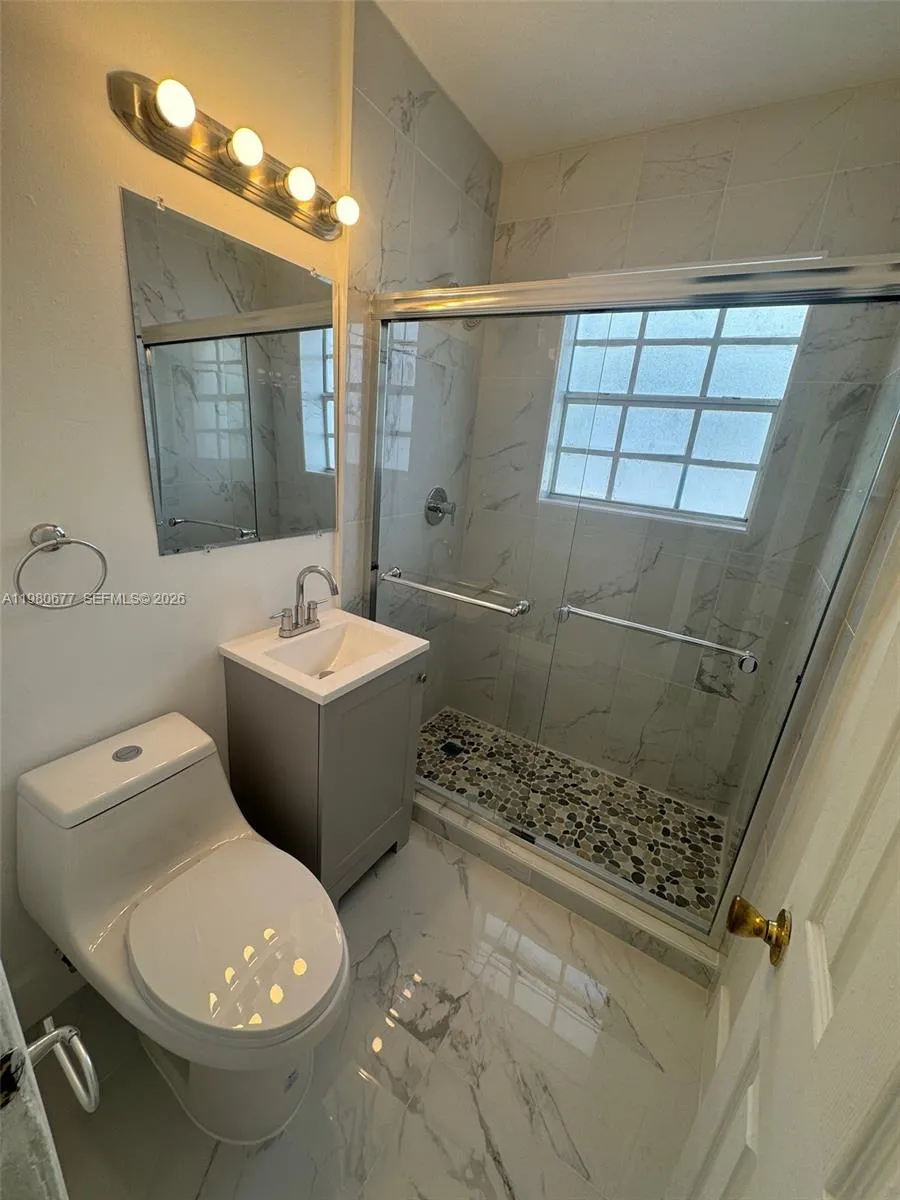 Miami Beach, Florida 33141, ,Residential Income,For Sale,A11980677