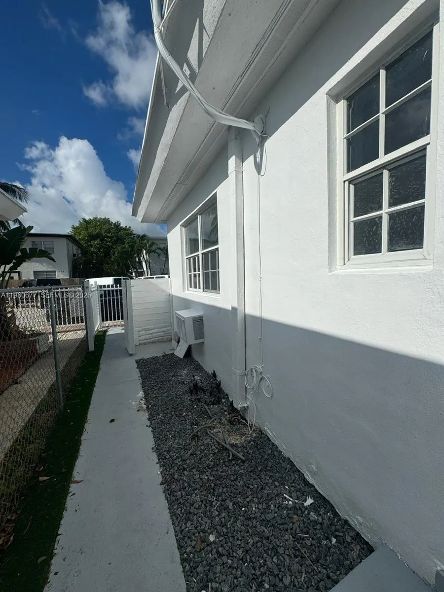 Miami Beach, Florida 33141, ,Residential Income,For Sale,A11980677