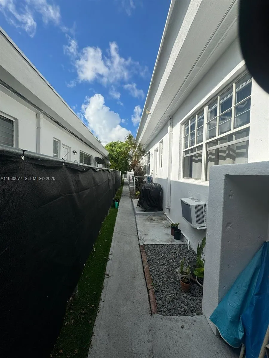 Miami Beach, Florida 33141, ,Residential Income,For Sale,A11980677