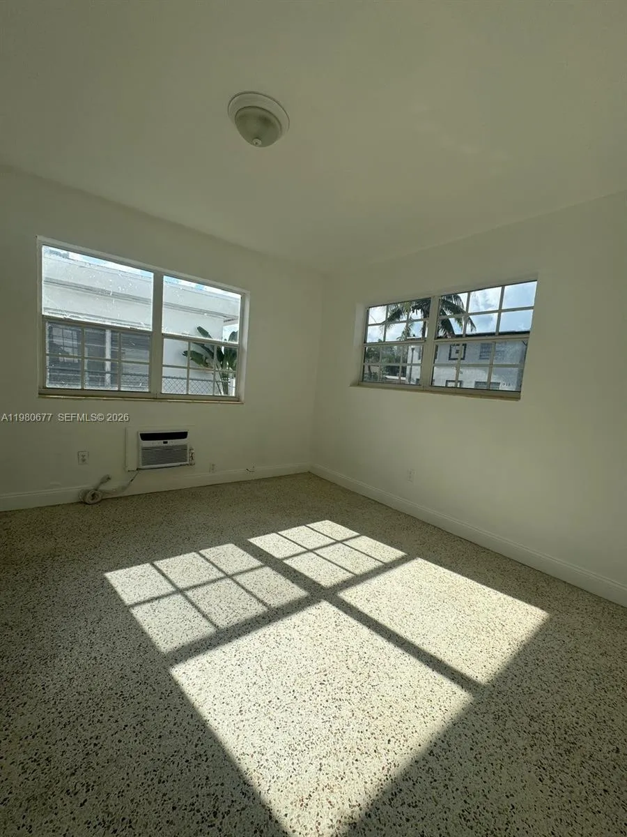 Miami Beach, Florida 33141, ,Residential Income,For Sale,A11980677