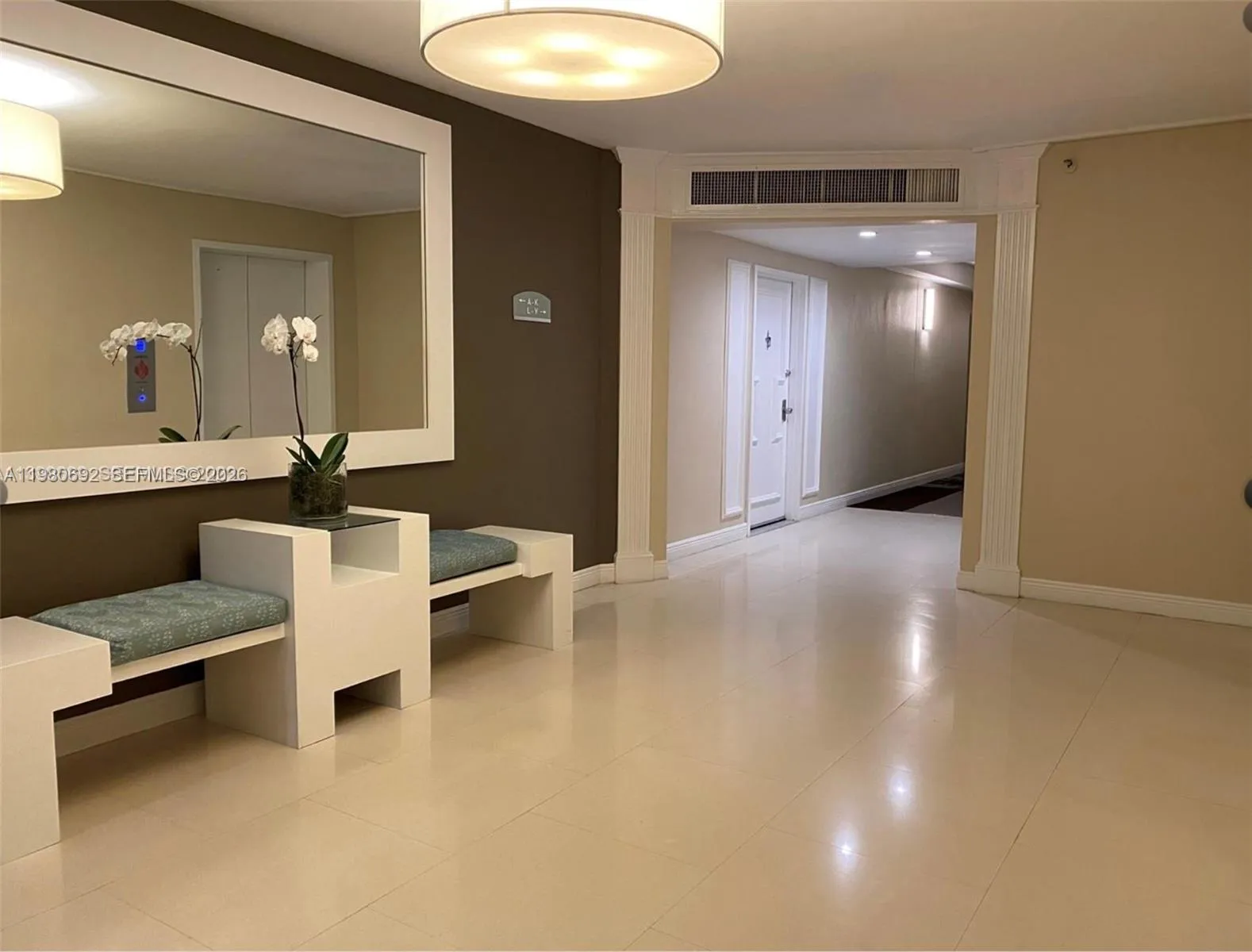 5600 Collins Ave 9y, Miami Beach, Florida 33140, Miami Beach, Florida 33140, 2 Bedrooms Bedrooms, ,2 BathroomsBathrooms,Residential Lease,For Rent,5600 Collins Ave 9y, Miami Beach, Florida 33140,A11980692