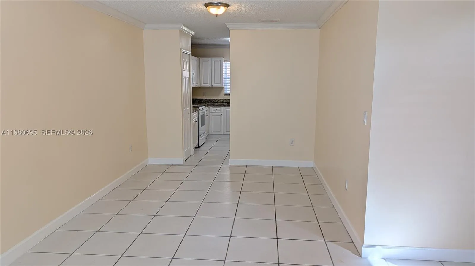 202 W Forest Oak Cir 202, Davie, Florida 33325, Davie, Florida 33325, 3 Bedrooms Bedrooms, ,2 BathroomsBathrooms,Residential Lease,For Rent,202 W Forest Oak Cir 202, Davie, Florida 33325,A11980695